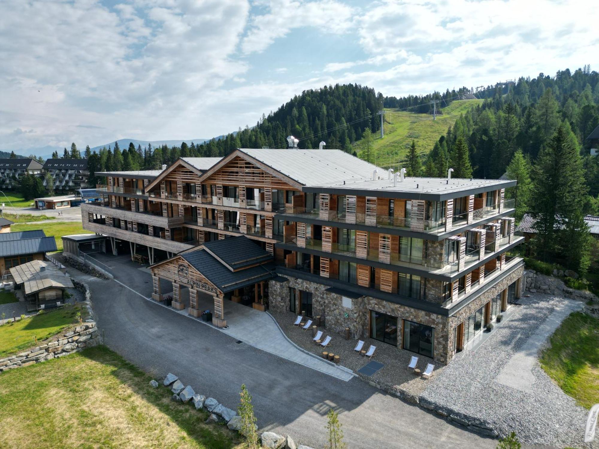 Hotel Alpin Peaks à Turracher Hohe Extérieur photo